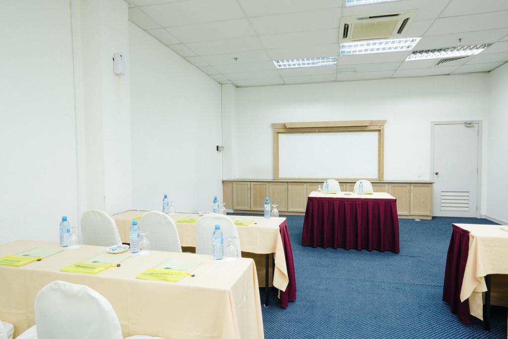Raia Inn Penang Bayan Lepas Kültér fotó